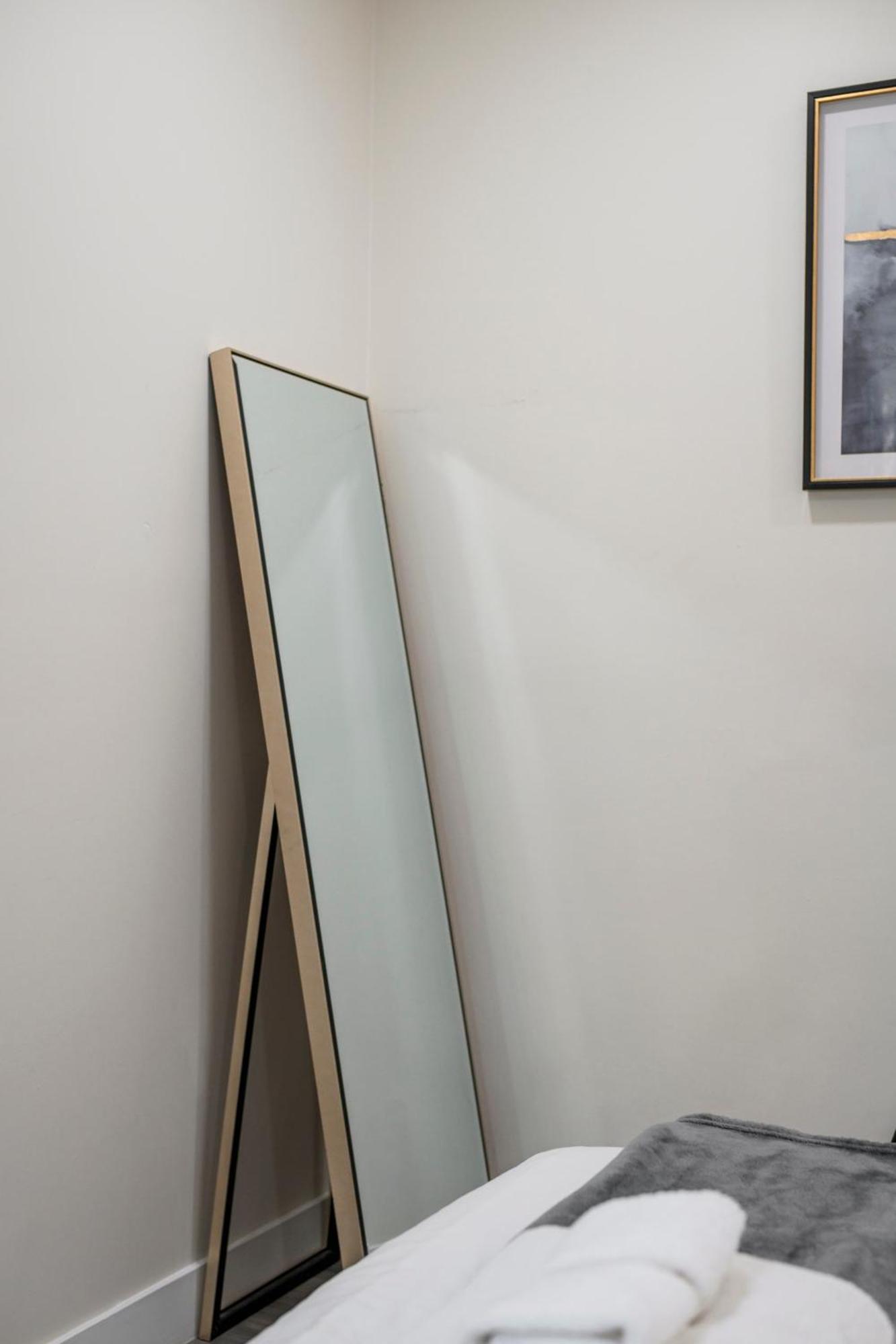 New Renovated 2B2B Apt Self Checkin Free Parking 1 Пасадина Экстерьер фото